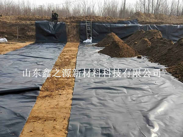 不同氣候下該如何鋪設(shè)魚蝦養(yǎng)殖防滲膜？