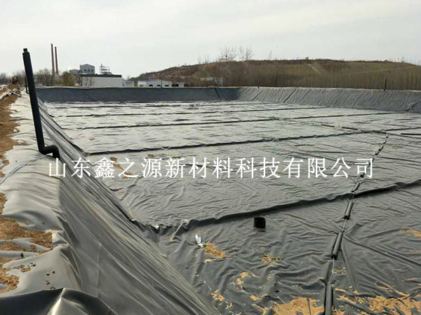 油田防滲膜鋪設技巧：高效、環(huán)保的鋪設新策略